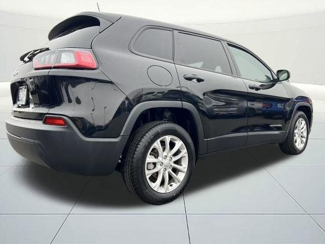 used 2020 Jeep Cherokee car, priced at $17,491
