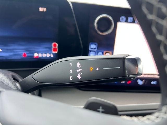 used 2024 Chevrolet Traverse car, priced at $38,491