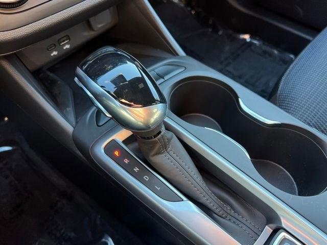 new 2025 Buick Envista car, priced at $25,375