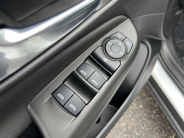 new 2025 Buick Envista car, priced at $24,690