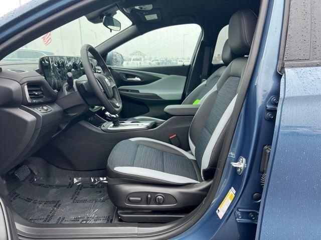 new 2025 Buick Envista car, priced at $25,375