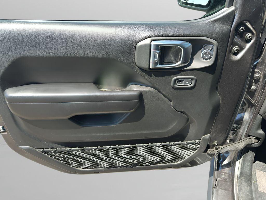 used 2021 Jeep Gladiator car, priced at $35,691
