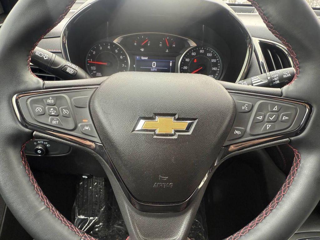 used 2023 Chevrolet Equinox car, priced at $20,999