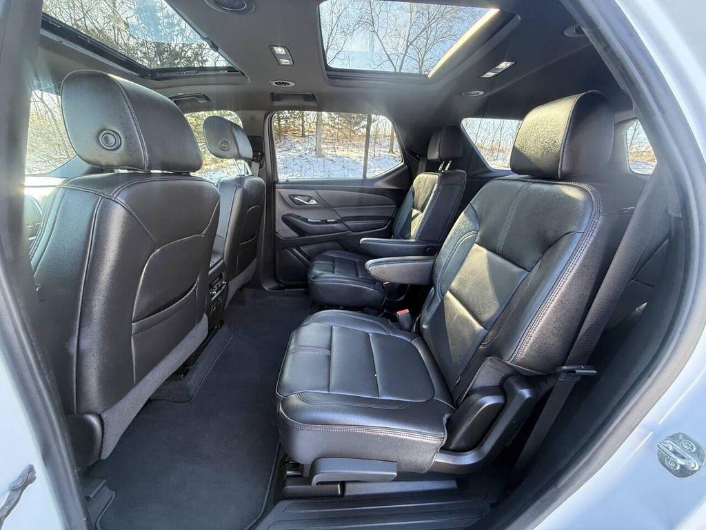 used 2023 Chevrolet Traverse car, priced at $25,999