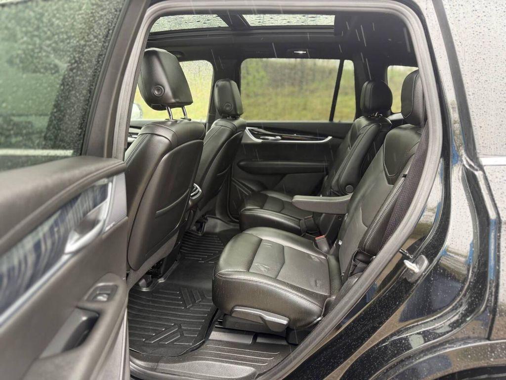 used 2023 Cadillac XT6 car, priced at $31,985
