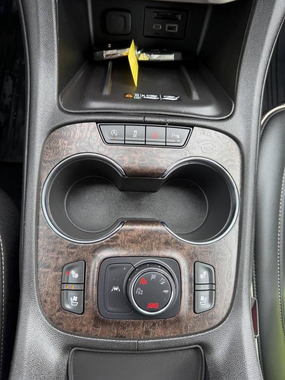 used 2023 GMC Acadia car, priced at $28,499