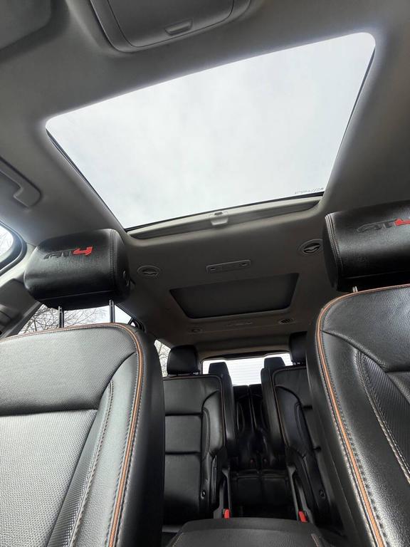 used 2023 GMC Acadia car, priced at $25,999