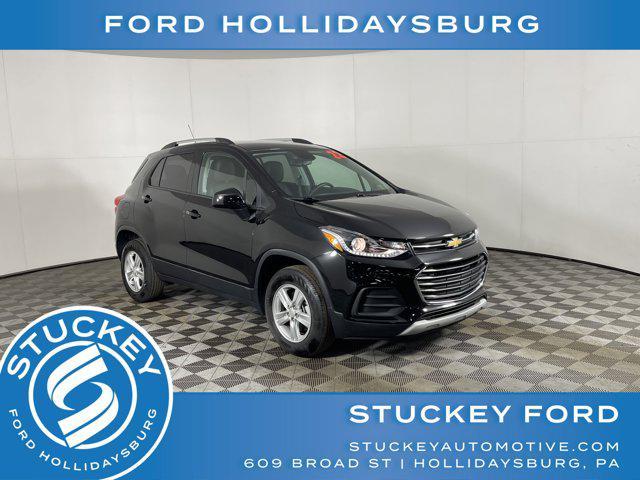 2022 Mosaic Black Metallic Chevrolet Trax