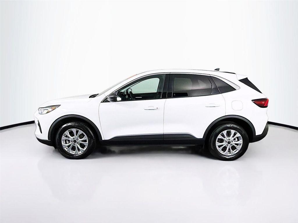 used 2023 Ford Escape car, priced at $25,487