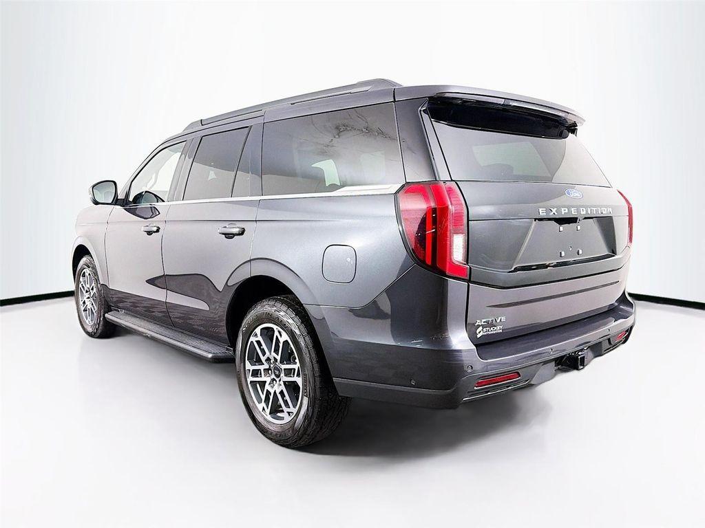 used 2025 Ford Expedition car, priced at $57,997