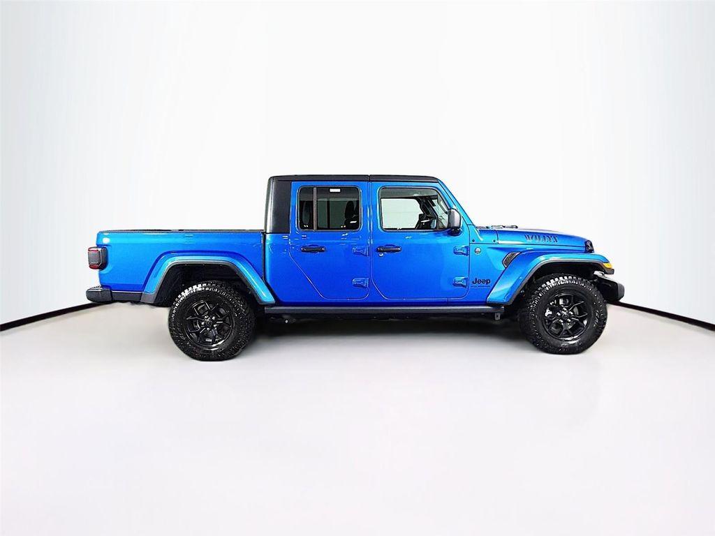 used 2025 Jeep Gladiator car, priced at $38,997