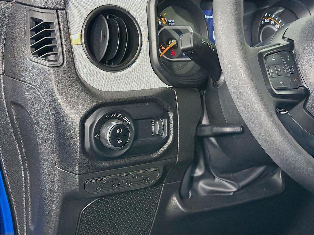 used 2025 Jeep Gladiator car, priced at $38,997