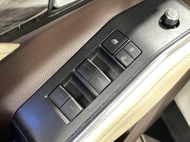 used 2020 Toyota Highlander car, priced at $33,497