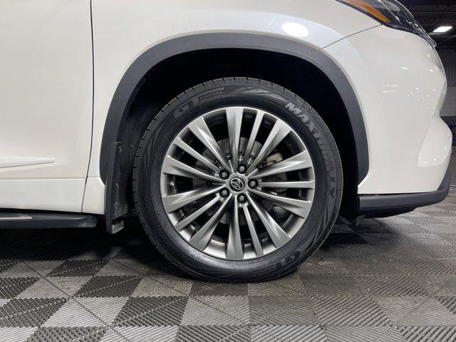 used 2020 Toyota Highlander car, priced at $33,497