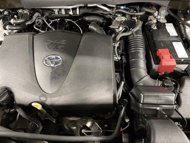 used 2020 Toyota Highlander car, priced at $33,497