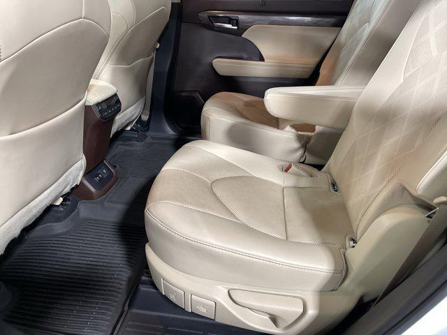 used 2020 Toyota Highlander car, priced at $33,497