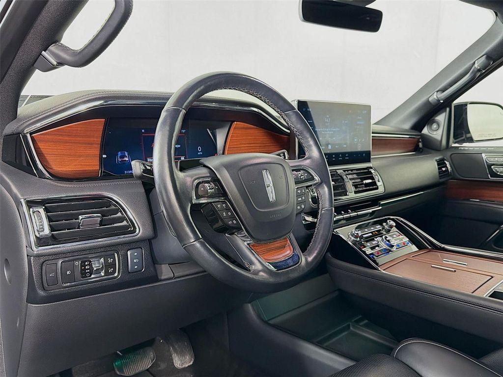 used 2024 Lincoln Navigator car, priced at $64,497