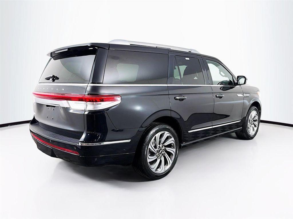 used 2024 Lincoln Navigator car, priced at $64,497
