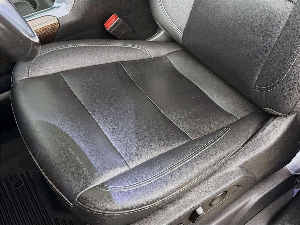 used 2022 GMC Sierra 1500 car, priced at $38,987