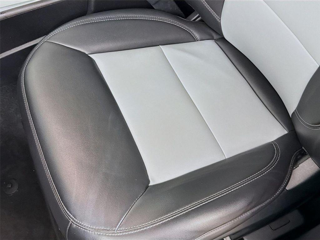 used 2022 Ford Explorer car, priced at $30,997