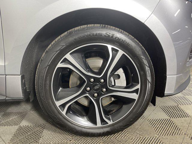 used 2024 Ford Edge car, priced at $30,997