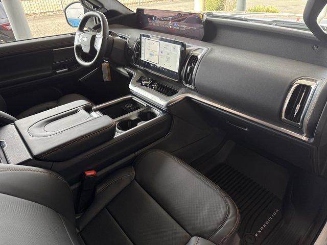 new 2026 Ford Expedition car, priced at $86,230
