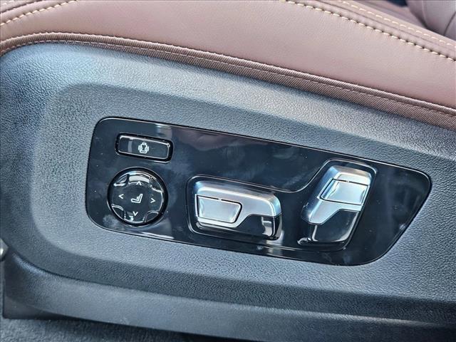 new 2026 BMW X7 car, priced at $124,590