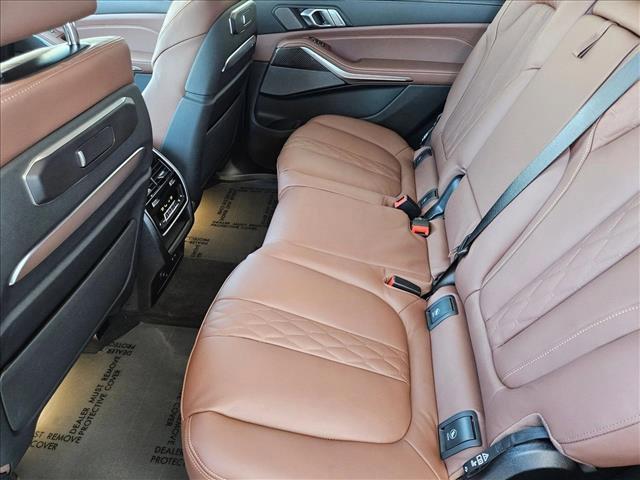 new 2026 BMW X7 car, priced at $124,590