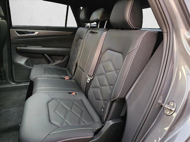 used 2025 Volkswagen Atlas Cross Sport car, priced at $31,995