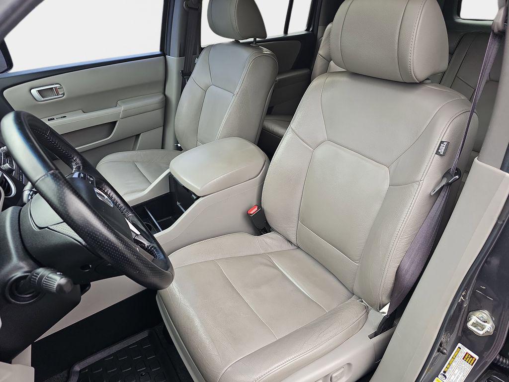 used 2012 Honda Pilot car, priced at $9,421