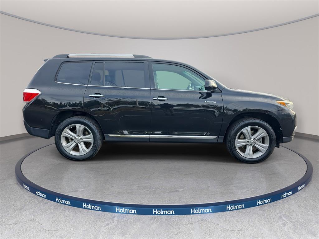used 2013 Toyota Highlander car, priced at $15,650