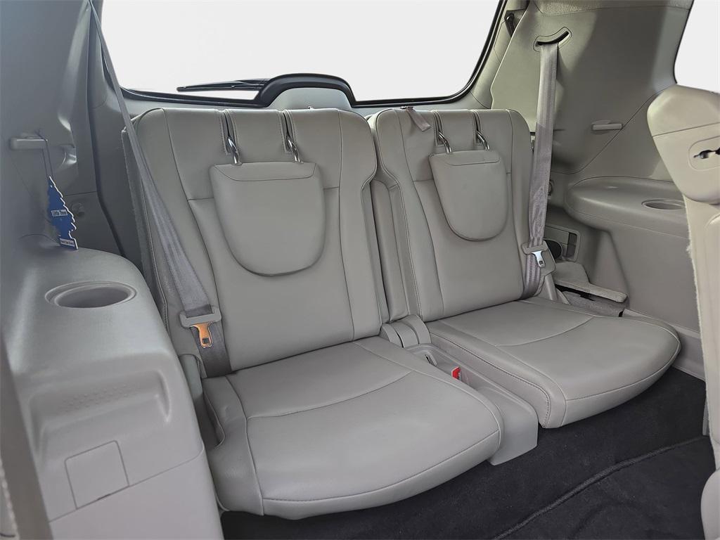 used 2013 Toyota Highlander car, priced at $15,650
