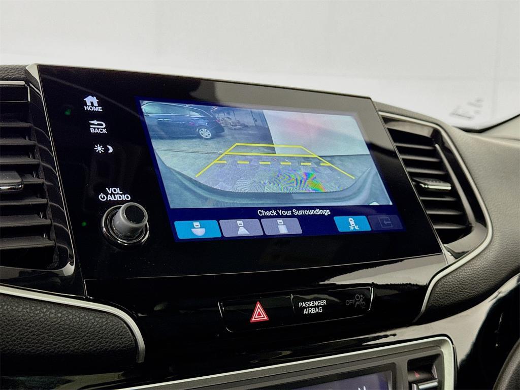 used 2021 Honda Pilot car, priced at $25,998