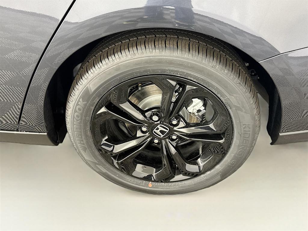 new 2025 Honda Accord car, priced at $31,755