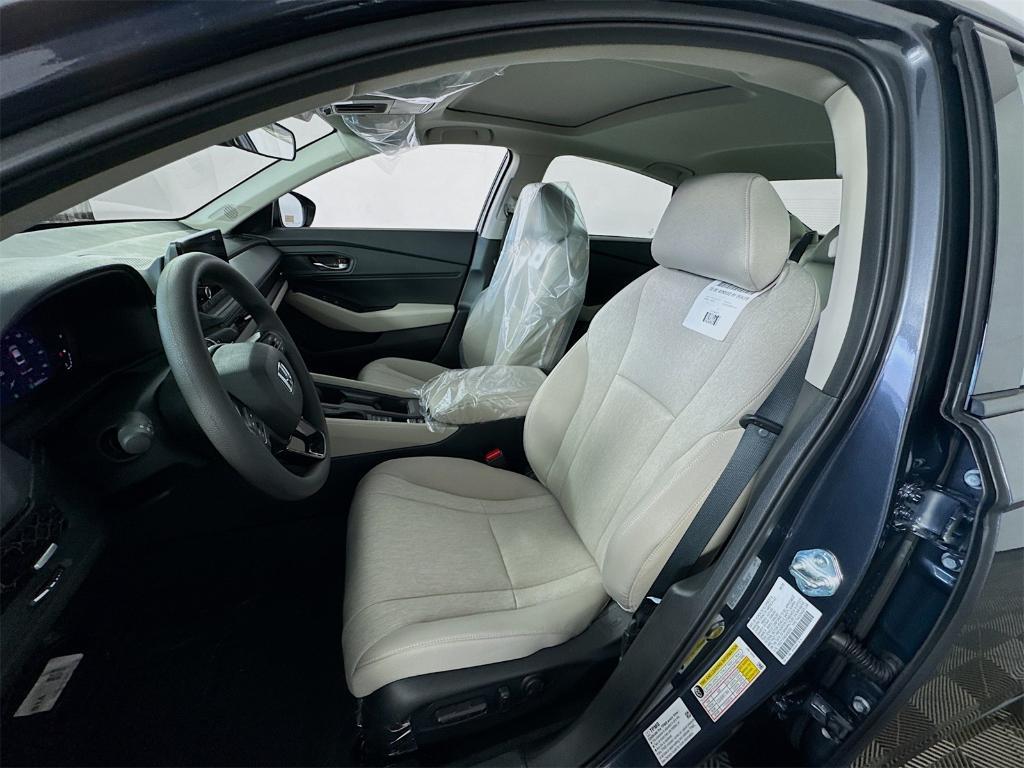 new 2025 Honda Accord car, priced at $31,755