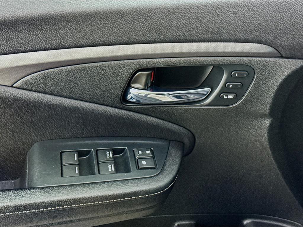 used 2023 Honda Ridgeline car, priced at $30,898