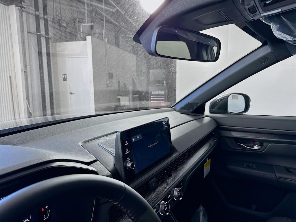 new 2026 Honda CR-V Hybrid car, priced at $40,250