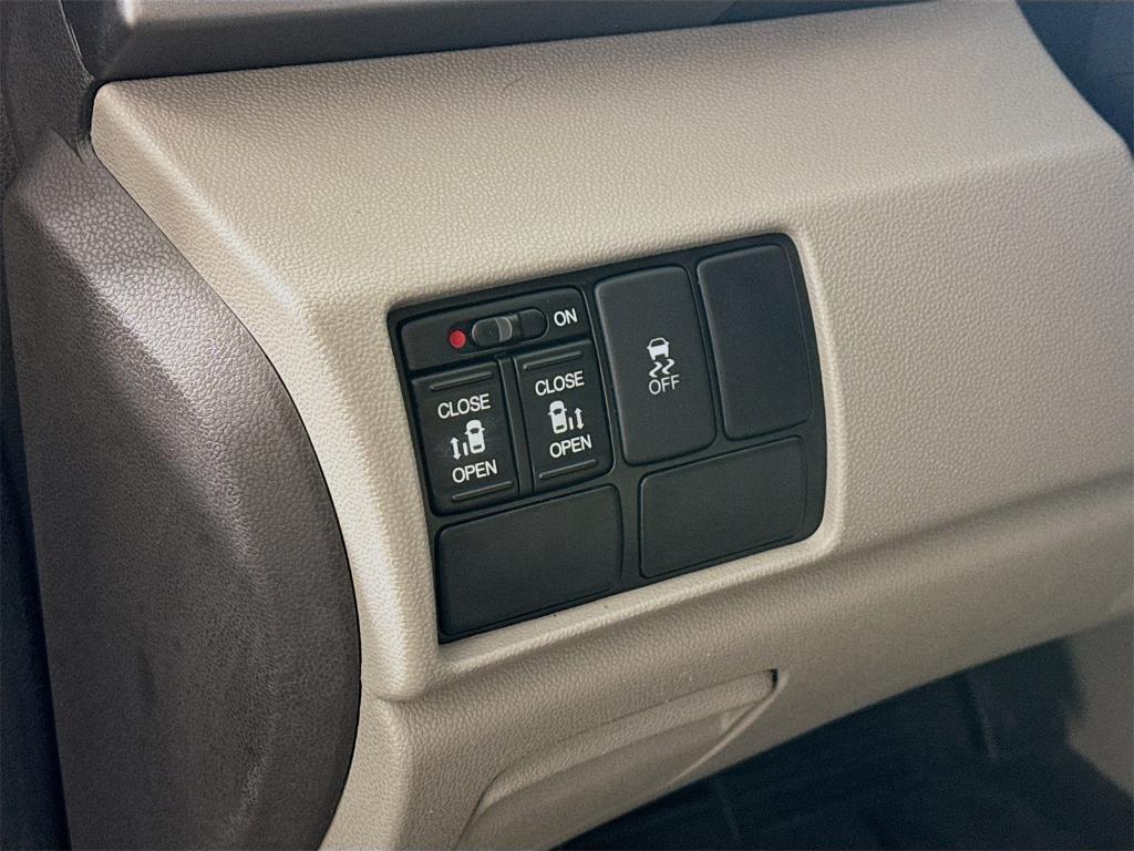 used 2013 Honda Odyssey car, priced at $10,860