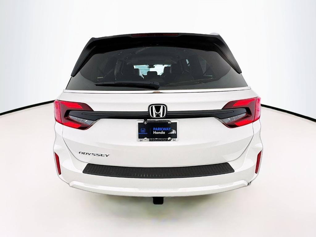 new 2026 Honda Odyssey car, priced at $44,745