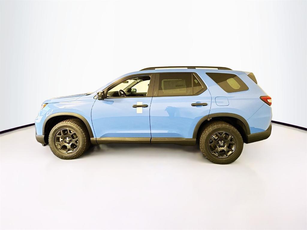 new 2025 Honda Pilot car, priced at $51,830