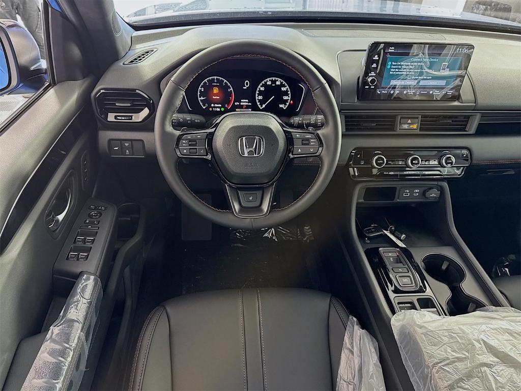new 2025 Honda Pilot car, priced at $51,830