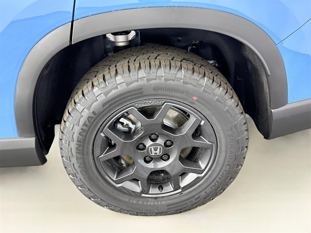 new 2025 Honda Pilot car, priced at $51,830