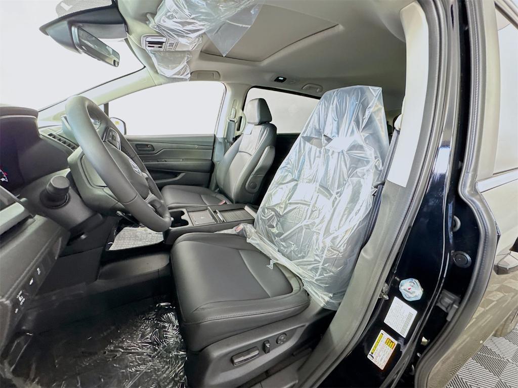 new 2026 Honda Odyssey car, priced at $54,700