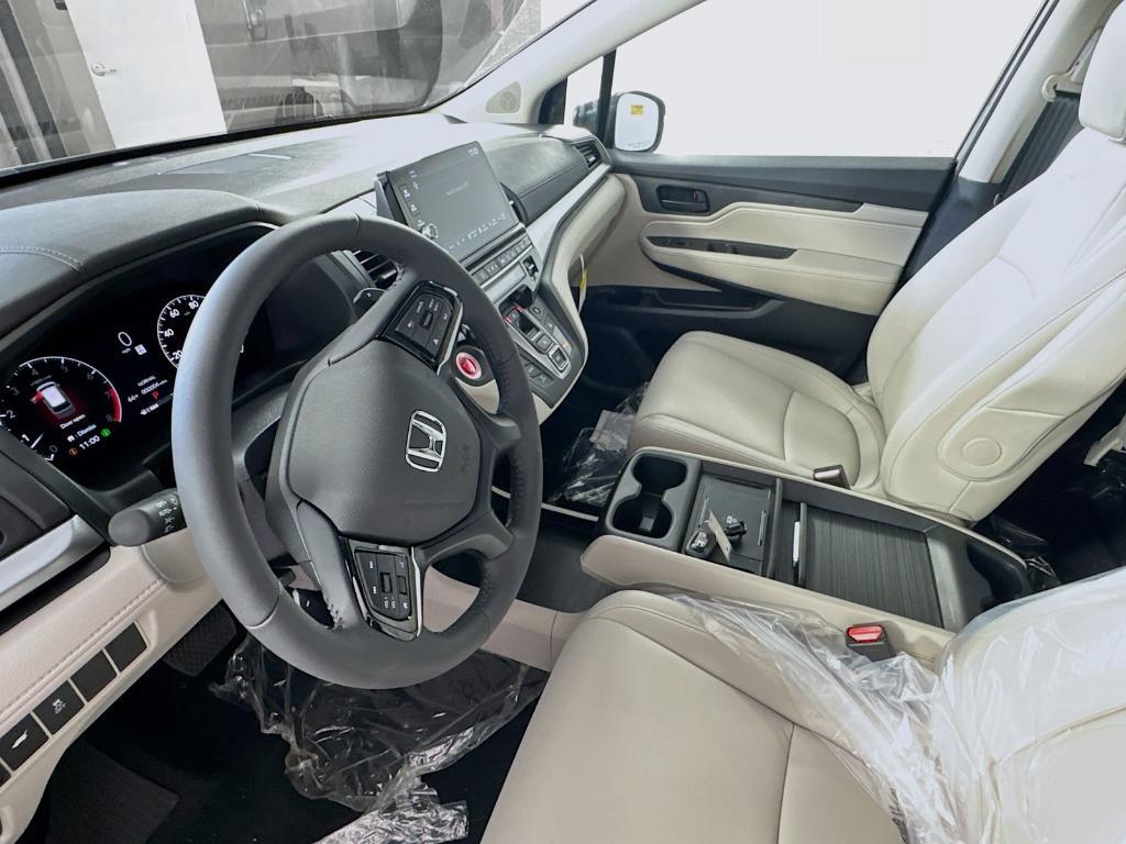 new 2026 Honda Odyssey car, priced at $45,969