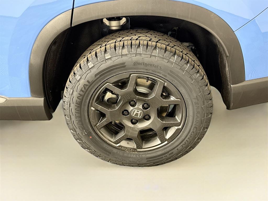 new 2025 Honda Pilot car, priced at $51,830