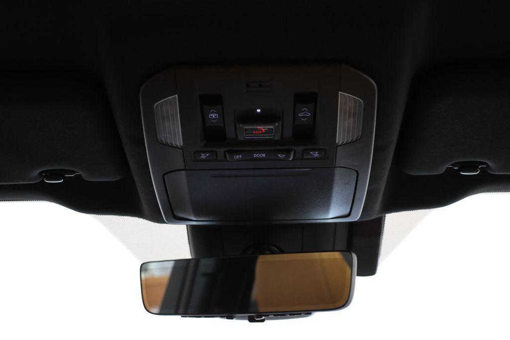 used 2023 Toyota Highlander car, priced at $38,505