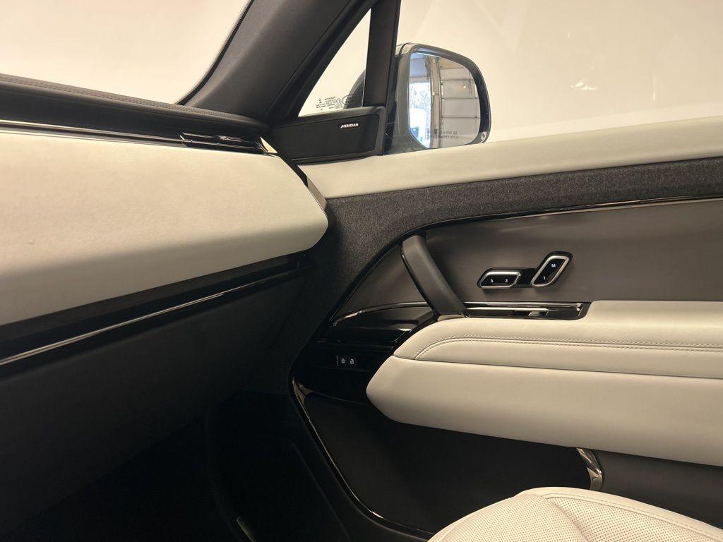 used 2023 Land Rover Range Rover Sport car, priced at $58,619