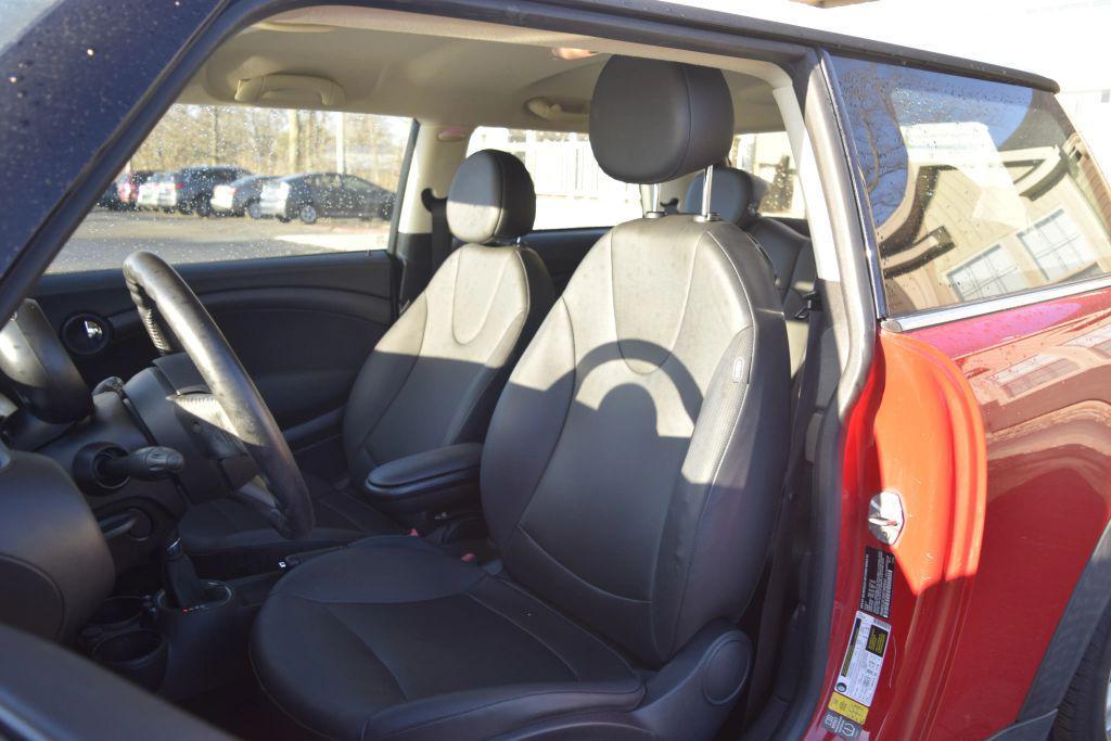 used 2013 MINI Hardtop car, priced at $5,995