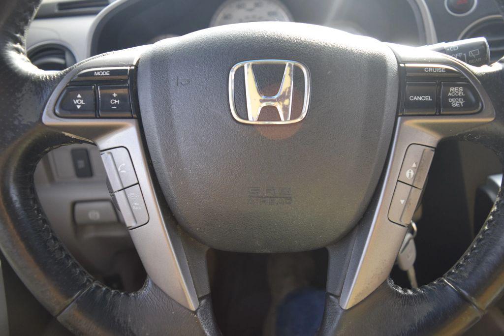 used 2011 Honda Pilot car, priced at $6,995