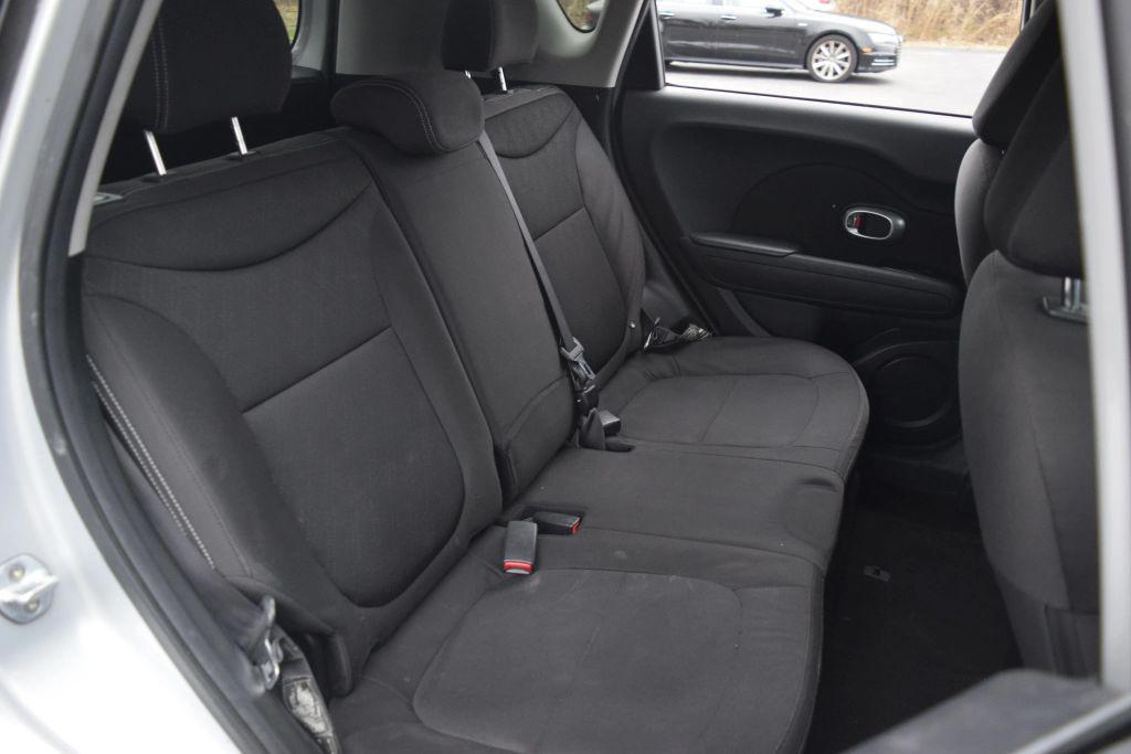 used 2015 Kia Soul car, priced at $5,295